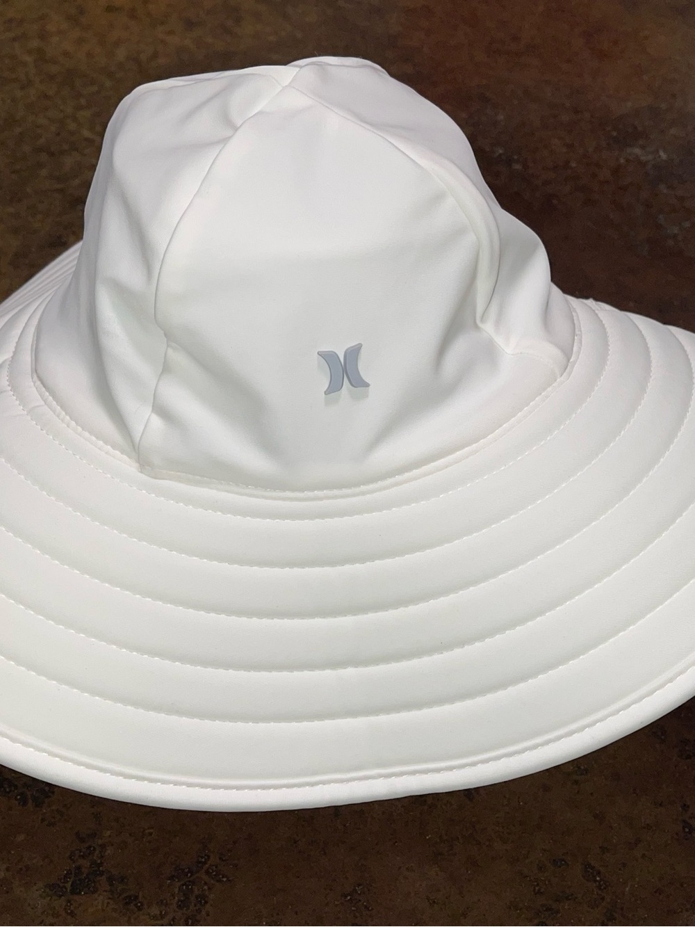 Hurley Women's Wide Brim Hat - White with Silver Logo